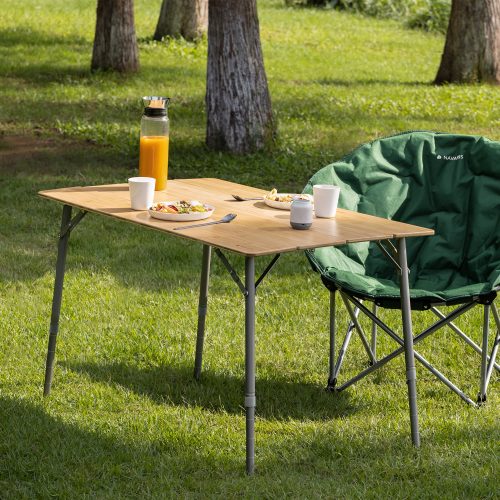 Masa de camping pliabila din bambus cu raft Navaris, 100 x 65 cm, Reglabila, Bambus, 51166.3.01