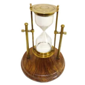   Clepsidră Giftdeco TMR-0200, alamă, sticlă și lemn, înălțime 20 cm, diametru 14,5 cm, stil vintage, colonial, clasic