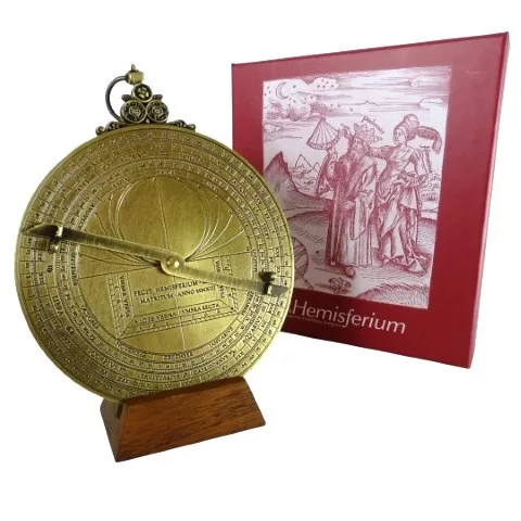 Astrolab decorativ Hemisferium H37, alamă și lemn, înălțime 18 cm, diametru 15 cm, stil modern, renaștere