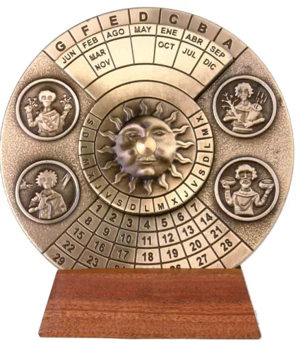 Calendar perpetuu Hemisferium H27, alamă și lemn, diametru 9 cm, stil renaștere