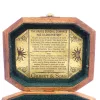Busolă Giftdeco SUN-0106, alamă, sticlă și lemn, 11,5 x 10 x 8,5 cm, stil retro