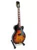 Miniatură chitara Indomini MGT-0857, Rock'N'Roll scale 1:4, lemn de mahon, înălțime 27,5 cm, lățime 9 cm